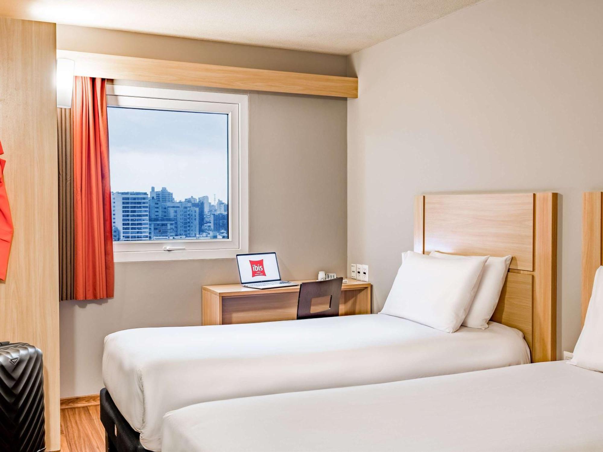 Hotel Ibis Larco Miraflores 3*