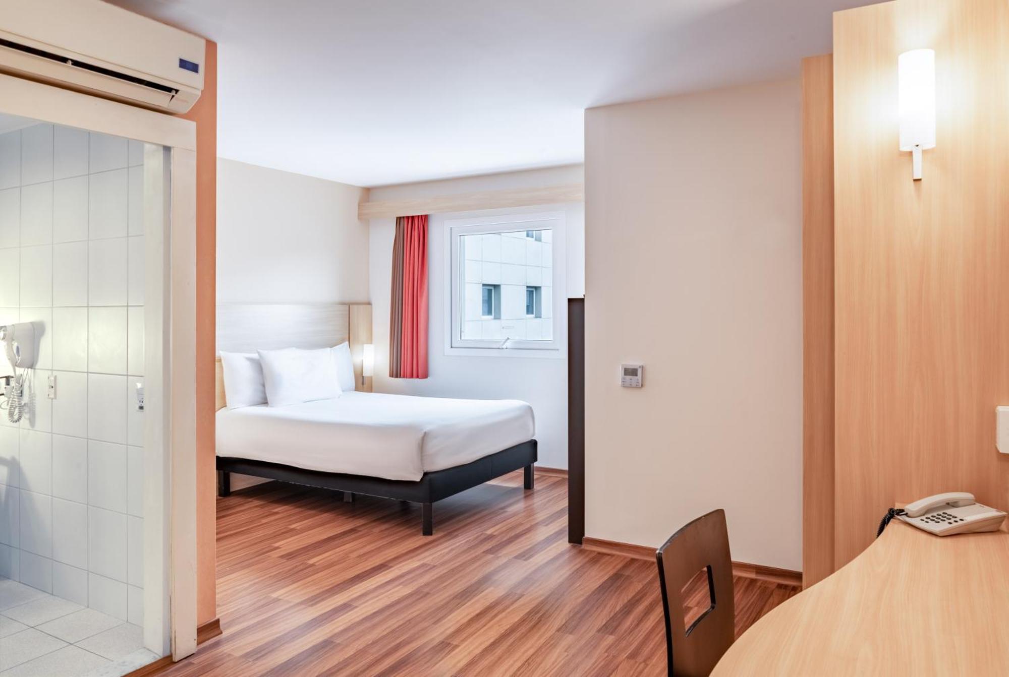 Ibis Larco Miraflores Hotel 3*